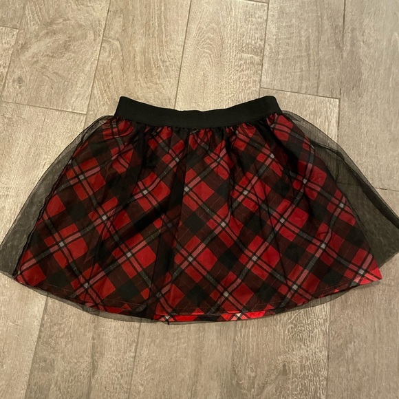 Girls Plaid Skirt size large 10/12/ Christmas - Picture 2 of 5